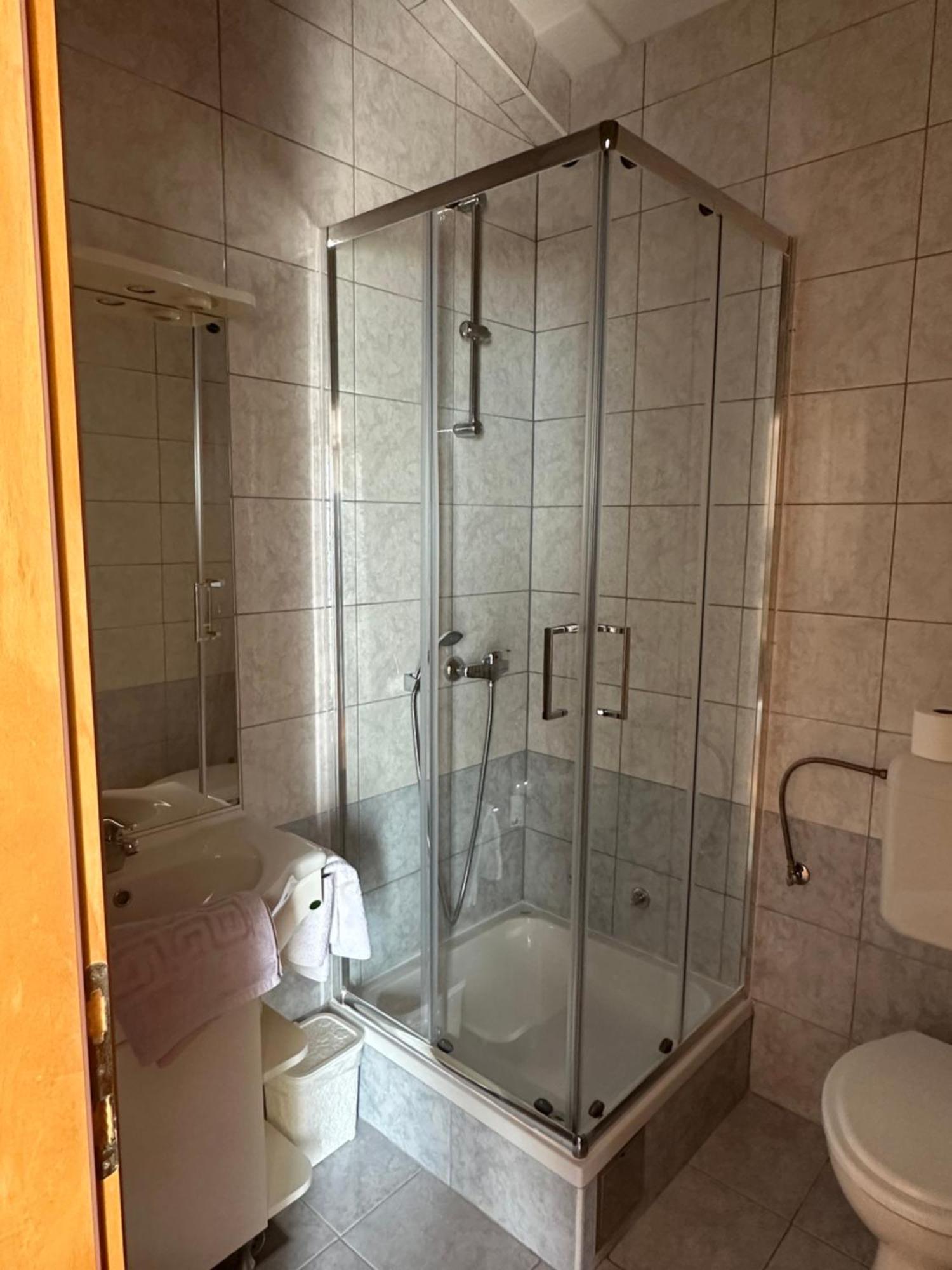 Pension Maric Rooms Брист Екстер'єр фото