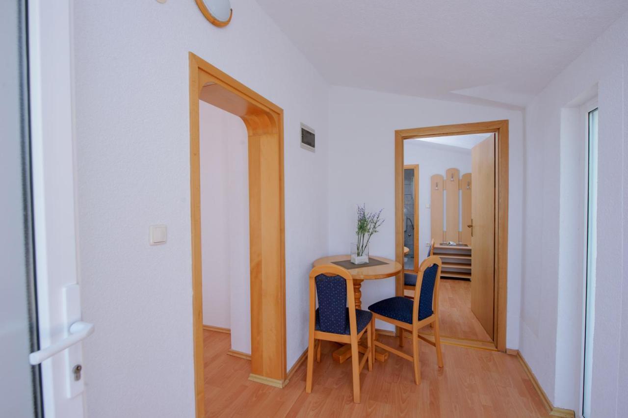 Pension Maric Rooms Брист Екстер'єр фото