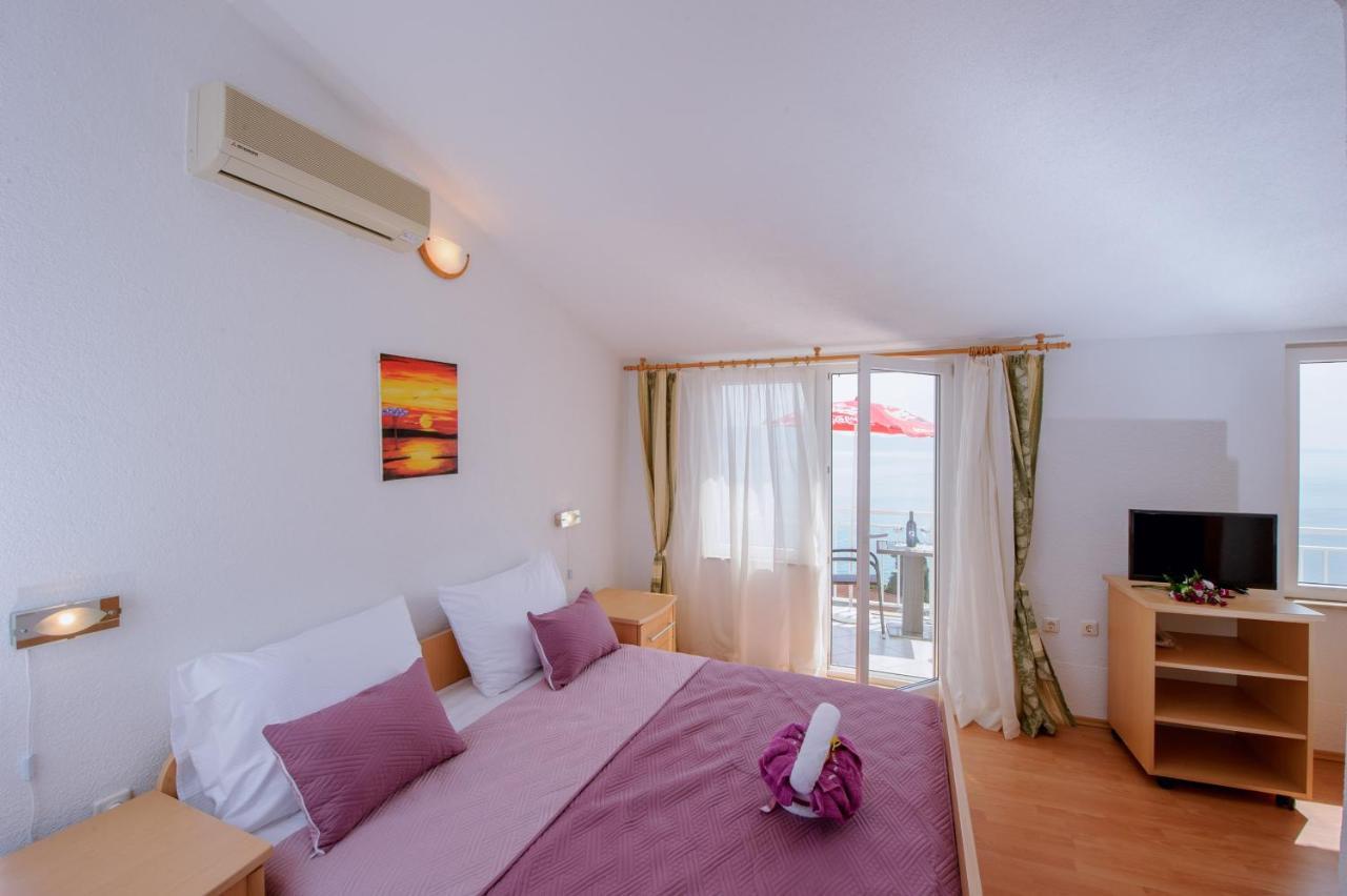 Pension Maric Rooms Брист Екстер'єр фото