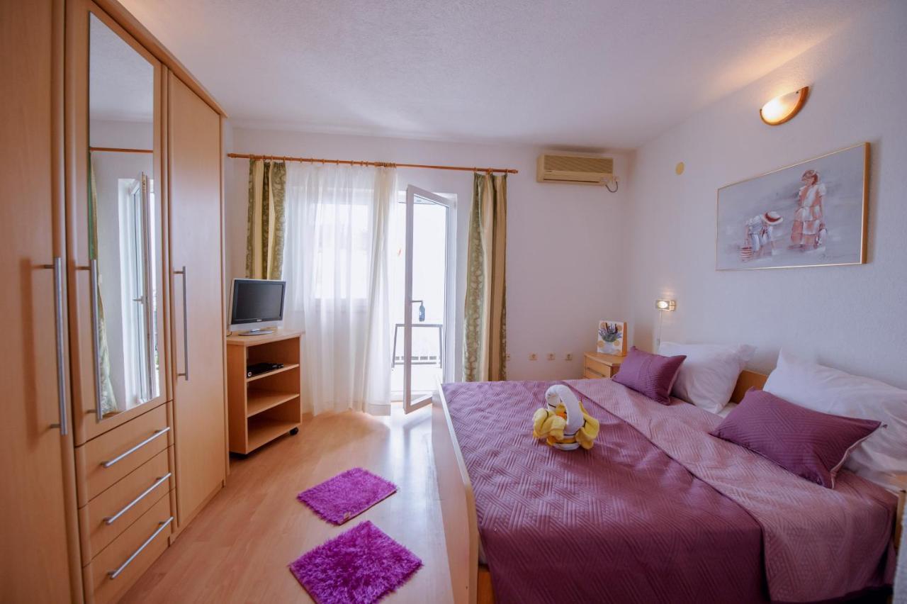 Pension Maric Rooms Брист Екстер'єр фото