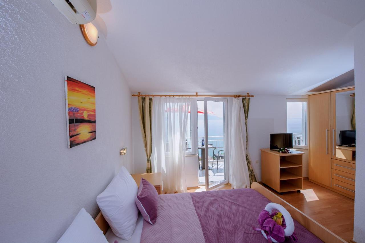 Pension Maric Rooms Брист Екстер'єр фото